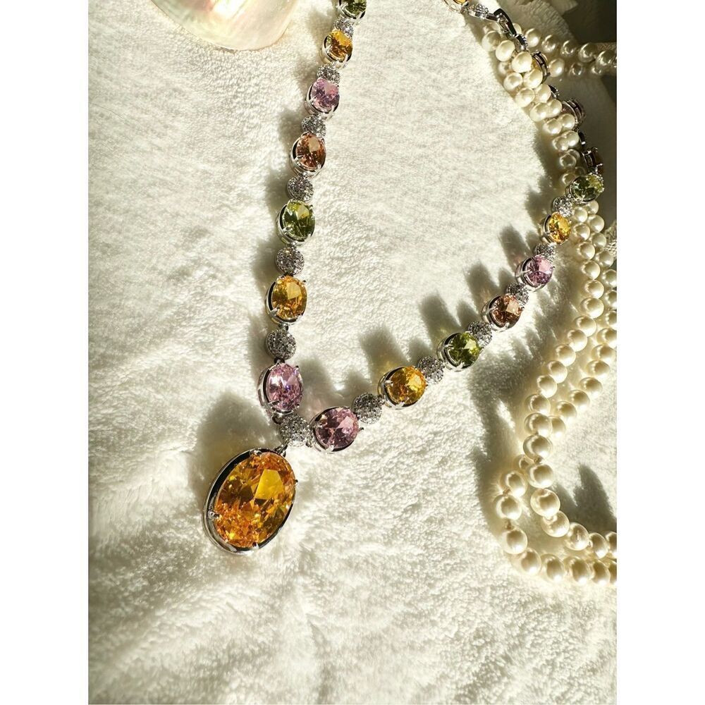 Gorgeous oval canary and multicolor cubic zirconia statement necklace  - Picture 4 of 12